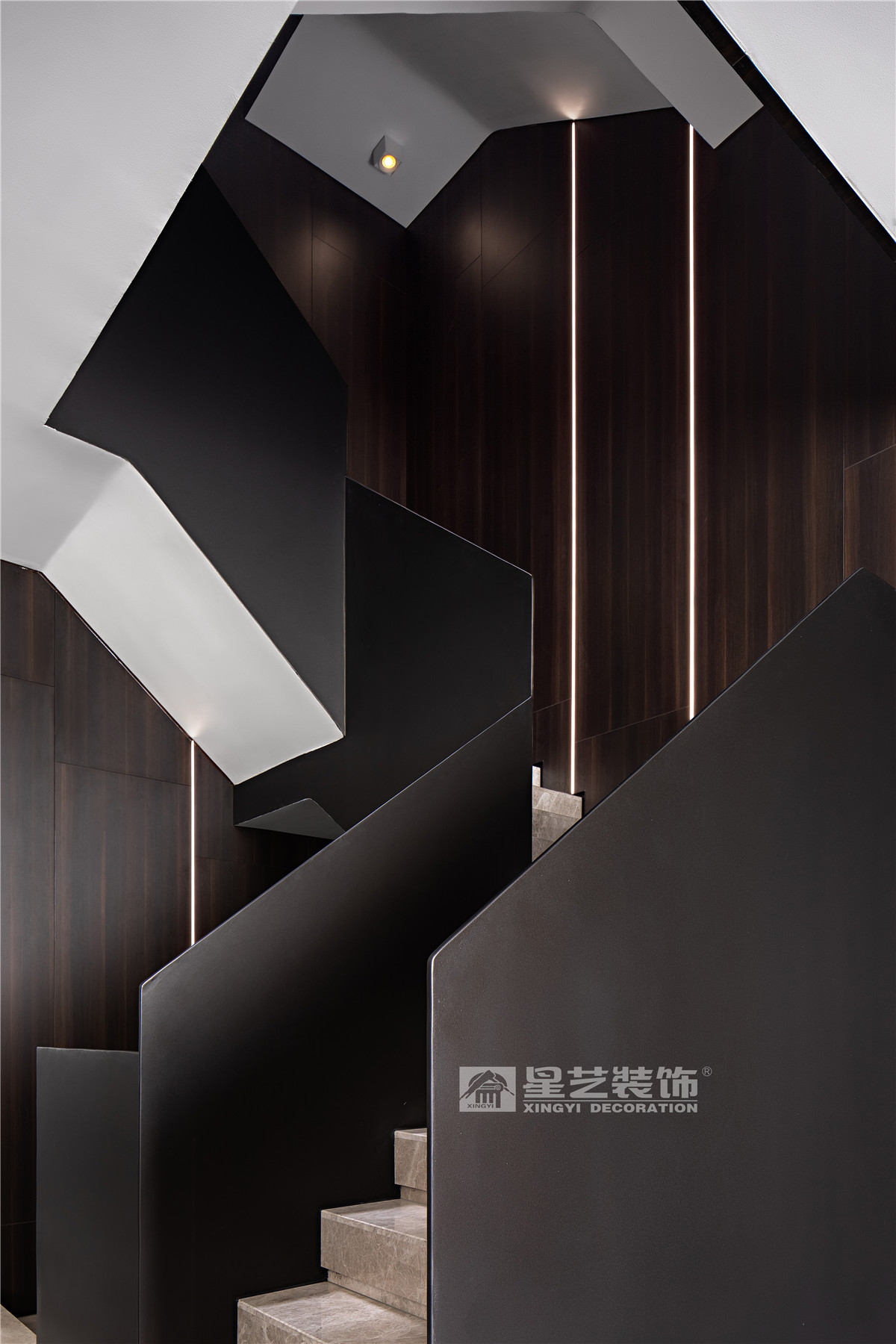 af80048ea0e7ae593ae81ad0d09f163e
